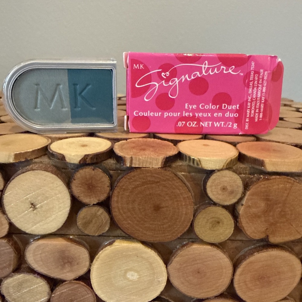 MARY KAY Signatureโ Eye Color Duet JADE New DISCONTINUED 886000 NOS
